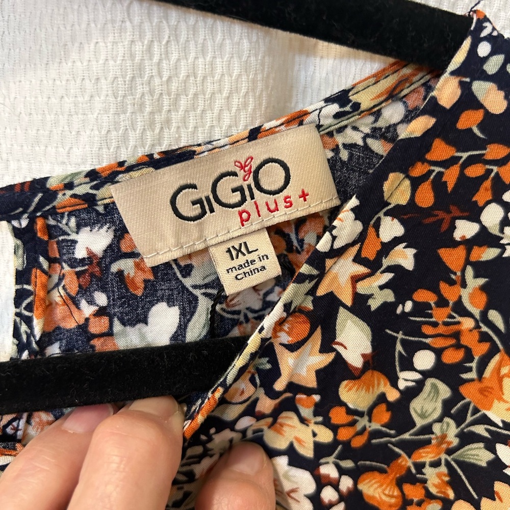 Gigio Plus Patchwork Blouse With Wide Floral Slee… - image 8
